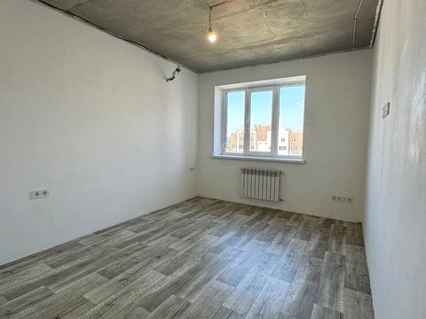 квартира за адресою Леоніда Каденюка вул., 18
