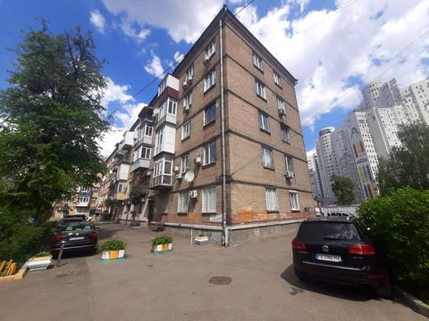 квартира по адресу Николая Михновского бульв. (Дружбы Народов), 14