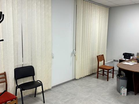 коммерческая по адресу Дениса Лукьяновича ул., 8