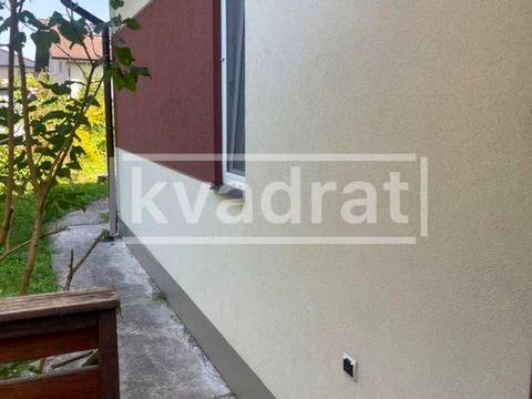 дом по адресу 2-га Будівельників вул.