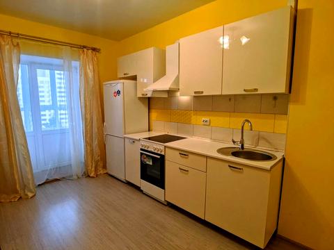 квартира за адресою Патріарха Мстислава Скрипника вул., 48