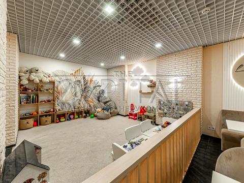 коммерческая по адресу Степана Рудницкого ул., 3-А