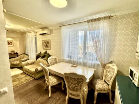 квартира за адресою Володимира Антоновича вул. (Свердлова), 26