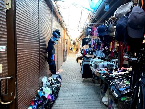 комерційна за адресою Соборна пл., 12