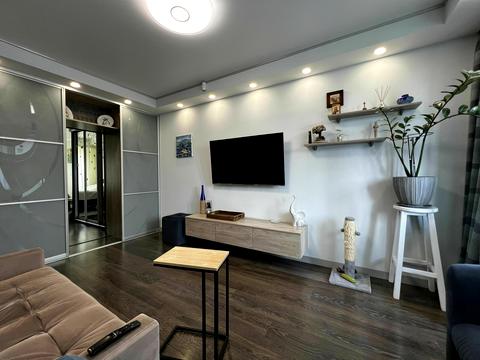 квартира за адресою Марії Приймаченко бульв. (Академіка Ліхачова), 8