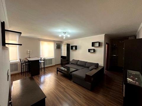 квартира за адресою Євгена Коновальця вул. (Щорса), 15/4