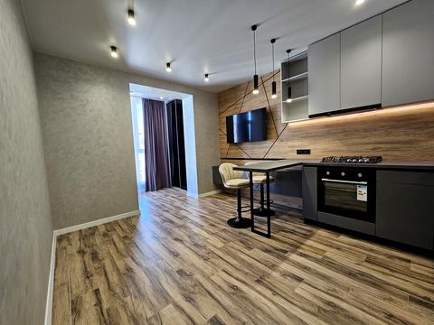 квартира за адресою Співдружності вул., 5