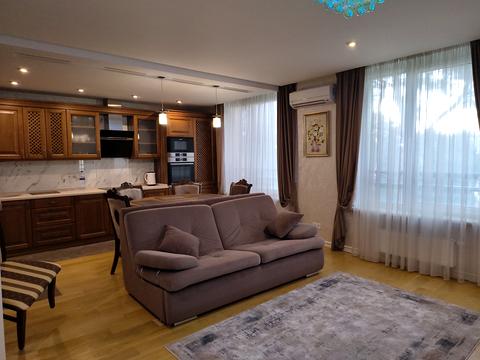квартира за адресою Анатолія Петрицького вул., 19-А