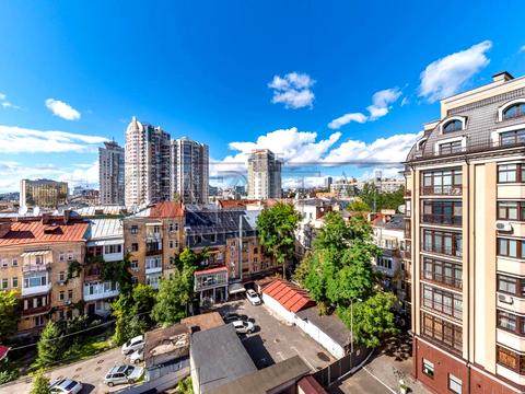 квартира за адресою Назарівська вул. (Вєтрова), 23-А
