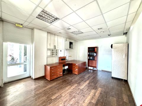 комерційна за адресою Звіринецька вул., 59