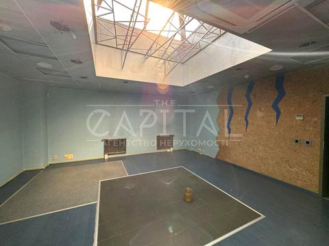 комерційна за адресою Січових Стрільців вул. (Артема), 60