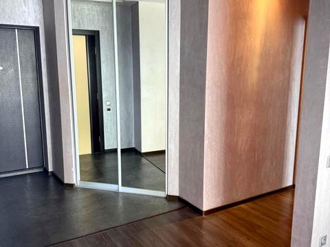 квартира за адресою Дніпровська набережна вул., 1