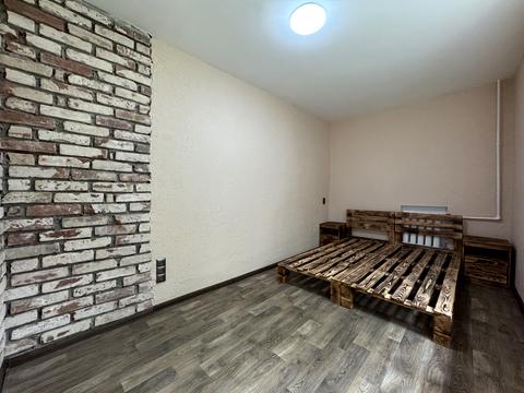 квартира за адресою Кленова вул., 1
