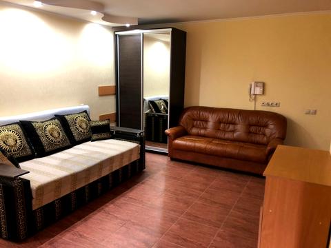 квартира за адресою Родини Глаголєвих вул. (Академіка Грекова), 12