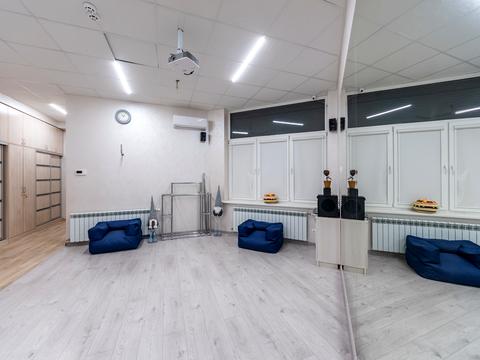 комерційна за адресою Перемишльська вул. (Червонопільська), 2-Г