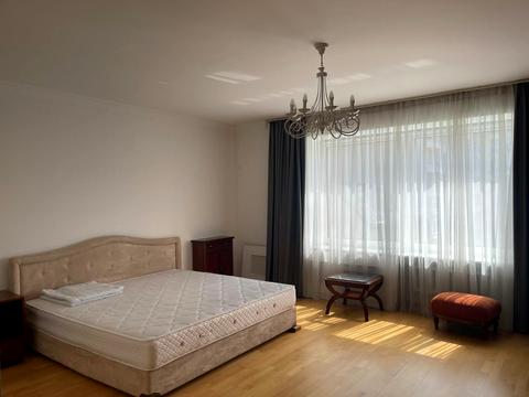 квартира по адресу Александра Конисского ул., 52-58