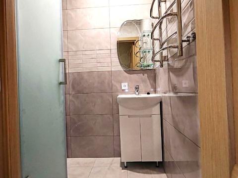 квартира за адресою Проспект Героев, 18