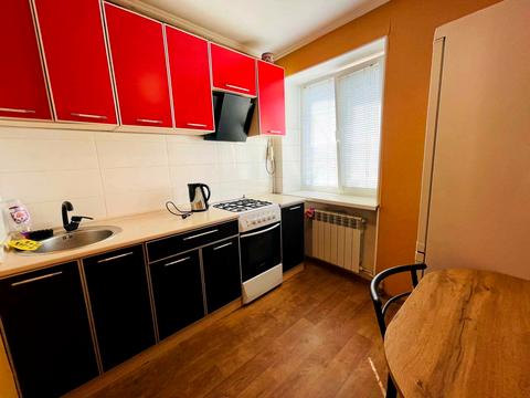 квартира за адресою Зернова вул., 53