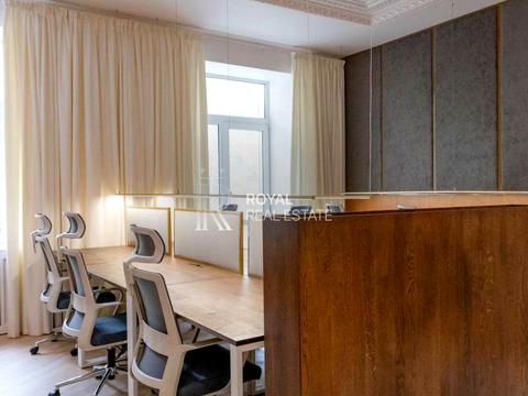 комерційна за адресою В'ячеслава Липинського вул. (Чапаєва), 12