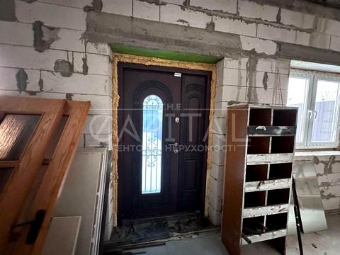 комерційна за адресою Дарницький, 1