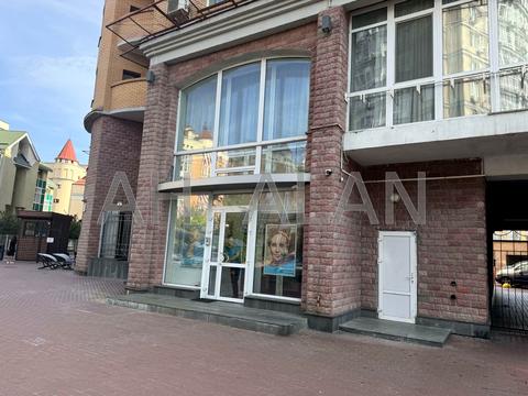 коммерческая по адресу Владимира Ивасюка просп. (Героїв Сталінграду), 4