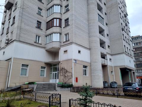 коммерческая по адресу Михаила Брайчевского ул. (Металлистов), 11-А