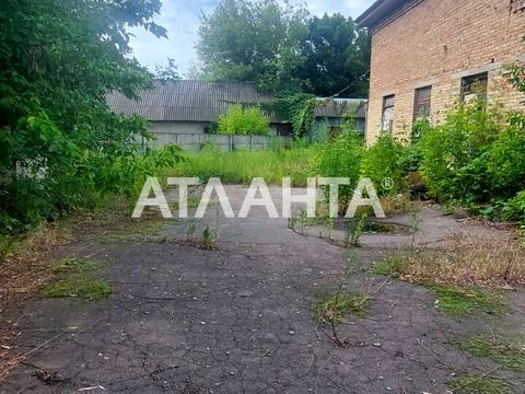 комерційна за адресою Соборна вул., 10