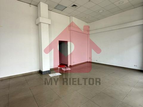 комерційна за адресою Корятовича пл., 5