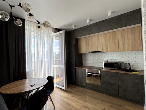 квартира за адресою Льва Ландау просп. (50-річчя СРСР), 52-Л