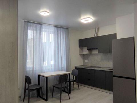 квартира за адресою Середня вул., 24 к3
