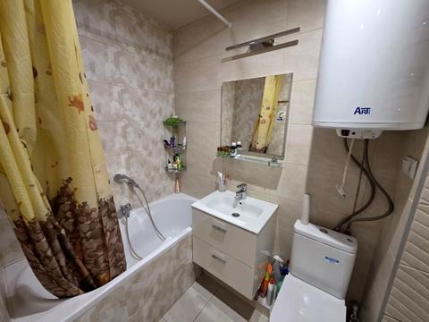 квартира за адресою Амосова вул. (Корчагінців), 5