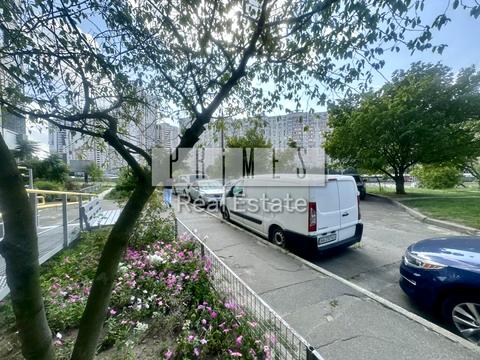 коммерческая по адресу Петра Григоренко просп., 27