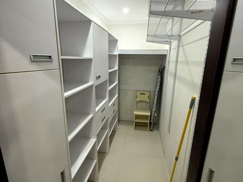 квартира по адресу Левка Лукʼяненка ул. (Василия Жуковского), 16, 18, 20, 24