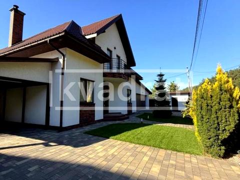 будинок за адресою Центральна вул.