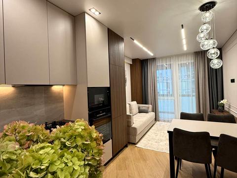 квартира по адресу Угорская ул., 12