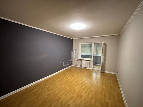 квартира за адресою Київ, Драгоманова вул., 23