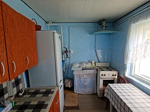 будинок за адресою с. Плужники, Червоноармійська