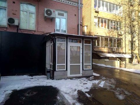 комерційна за адресою Саксаганського вул., 51