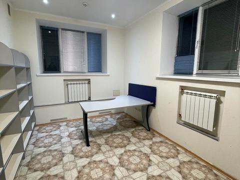 комерційна за адресою Дегтярівська вул., 11-В