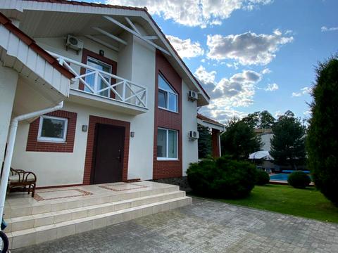 будинок за адресою Леонтовича вул.