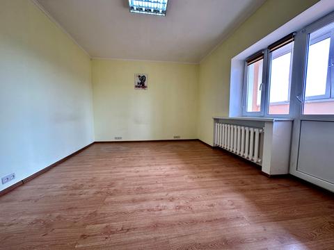 комерційна за адресою Олександра Лазаревського вул. (Мініна), 9
