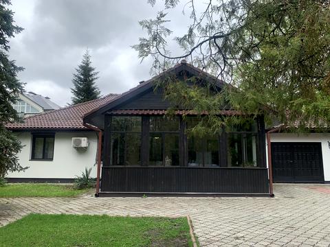 будинок за адресою Лісова