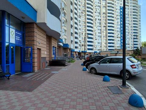 квартира за адресою Авіаконструктора Ігоря Сікорського вул. (Танкова), 1