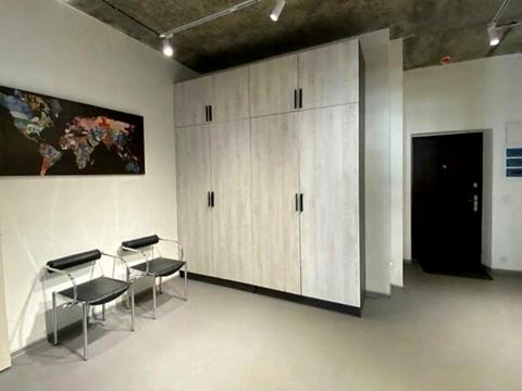 комерційна за адресою Андрія Верхогляда вул. (Михайла Драгомирова), 2-А