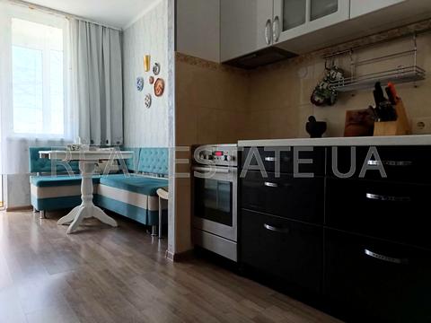 квартира за адресою Лобачевського пров., 7-А