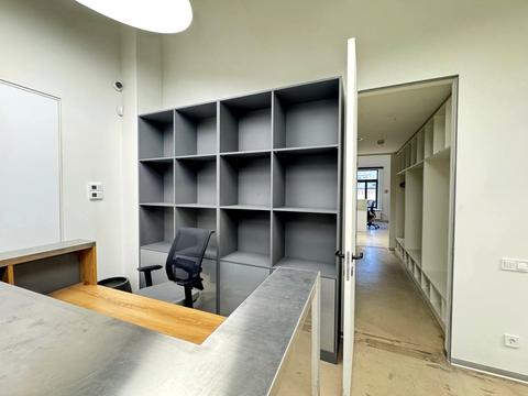 комерційна за адресою Велика Васильківська вул. (Червоноармійська), 1-3/2а