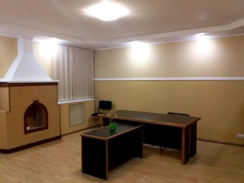 комерційна за адресою Золотоустівська вул., 10/12