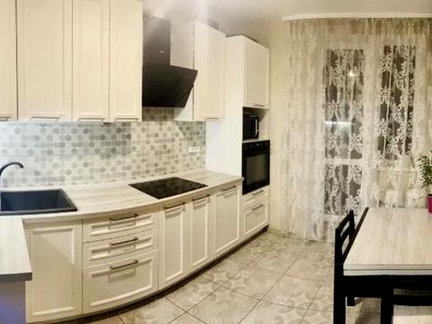 квартира за адресою Михайла Грушевського вул., 30б