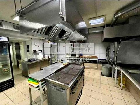 комерційна за адресою Володимирська вул., 92/39