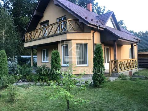 будинок за адресою Молодіжна вул.